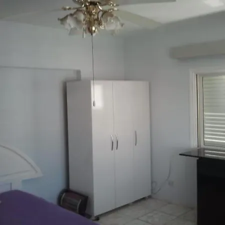 Comfortable And Spacious Flat In Convenient Location Διαμέρισμα